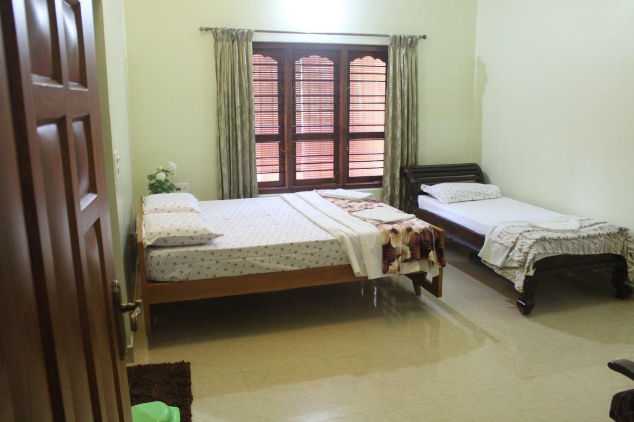 Whistling Woods Farm Stay Kushālnagar Exteriör bild