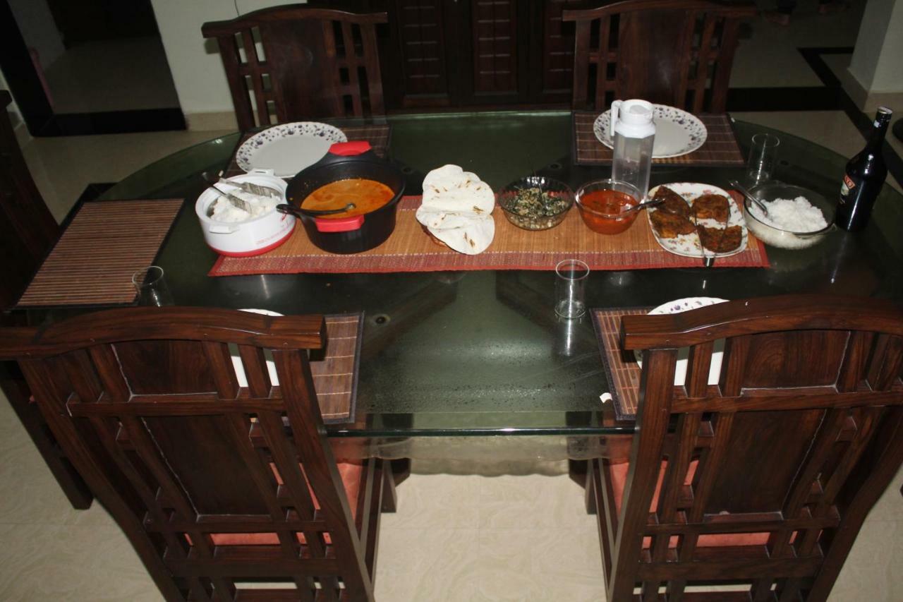 Whistling Woods Farm Stay Kushālnagar Exteriör bild