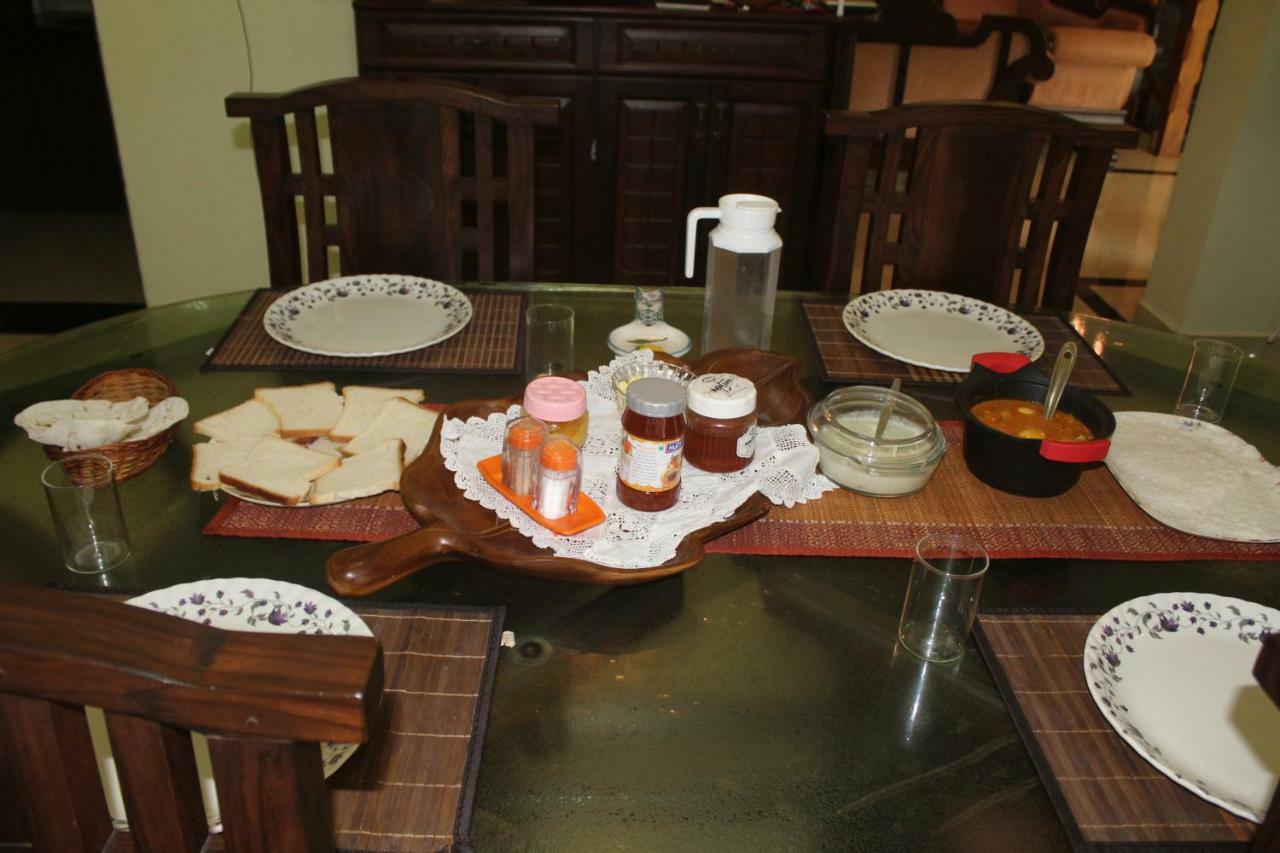 Whistling Woods Farm Stay Kushālnagar Exteriör bild